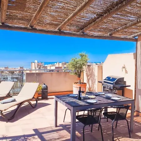 Penthouse With Amazing Sea Views And Parking Apartment Nerja